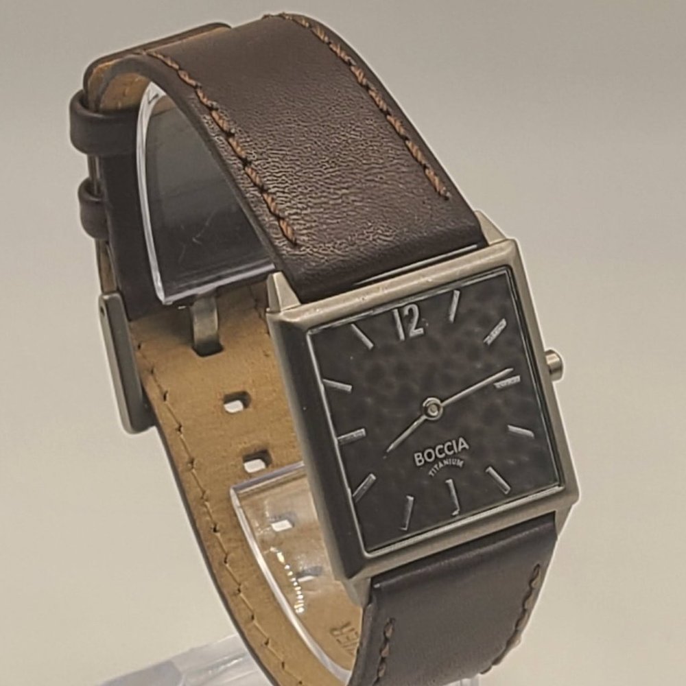 Vintage Womens Boccia Brown face/silver bezel Quartz Brown leather Band Watch